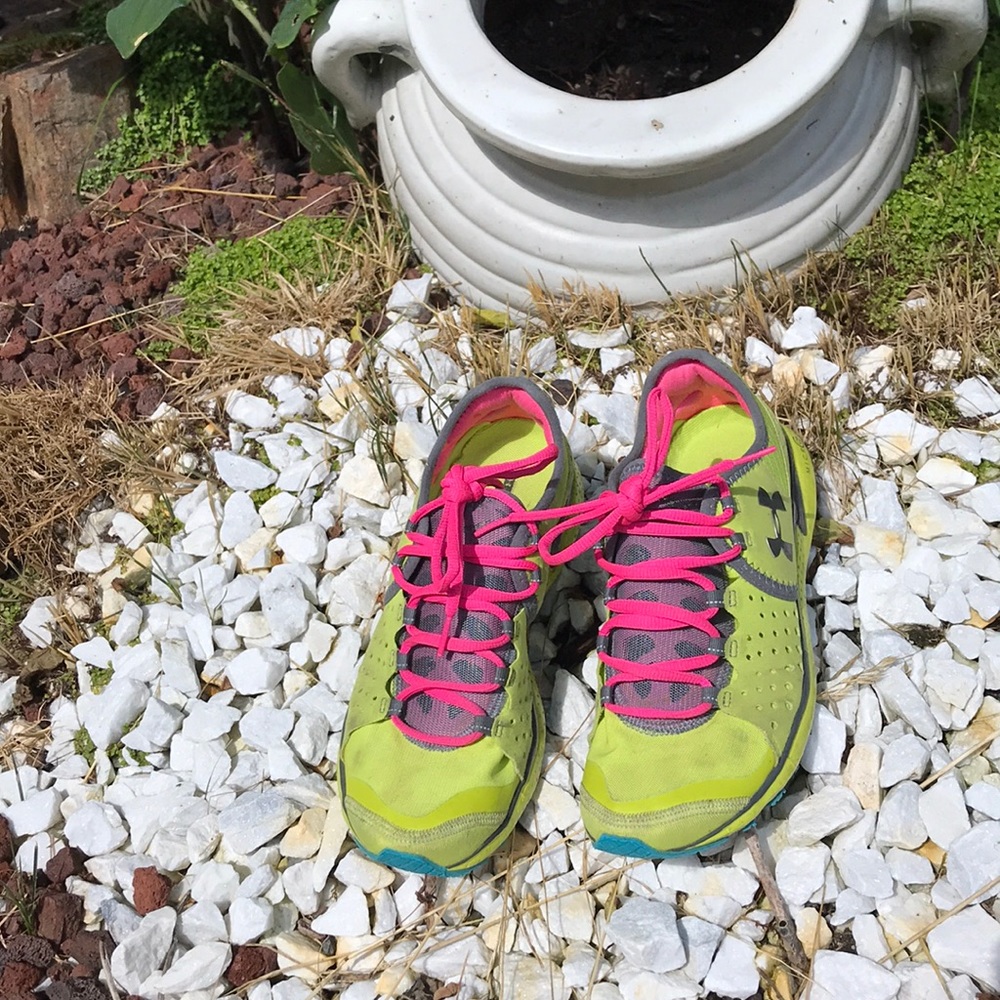 Under Armour,bright green+pink,heat-gear sneakers